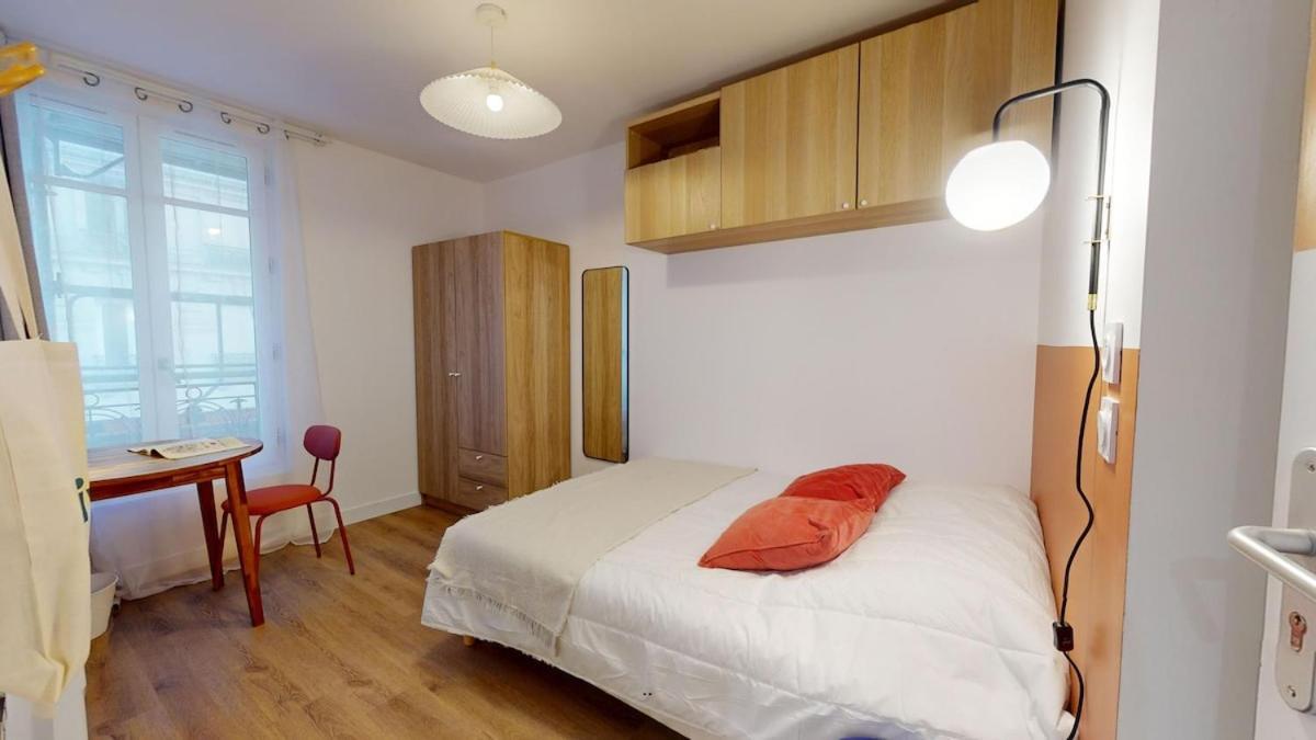 Charming Parisian - Canal Saint-martin Apartment